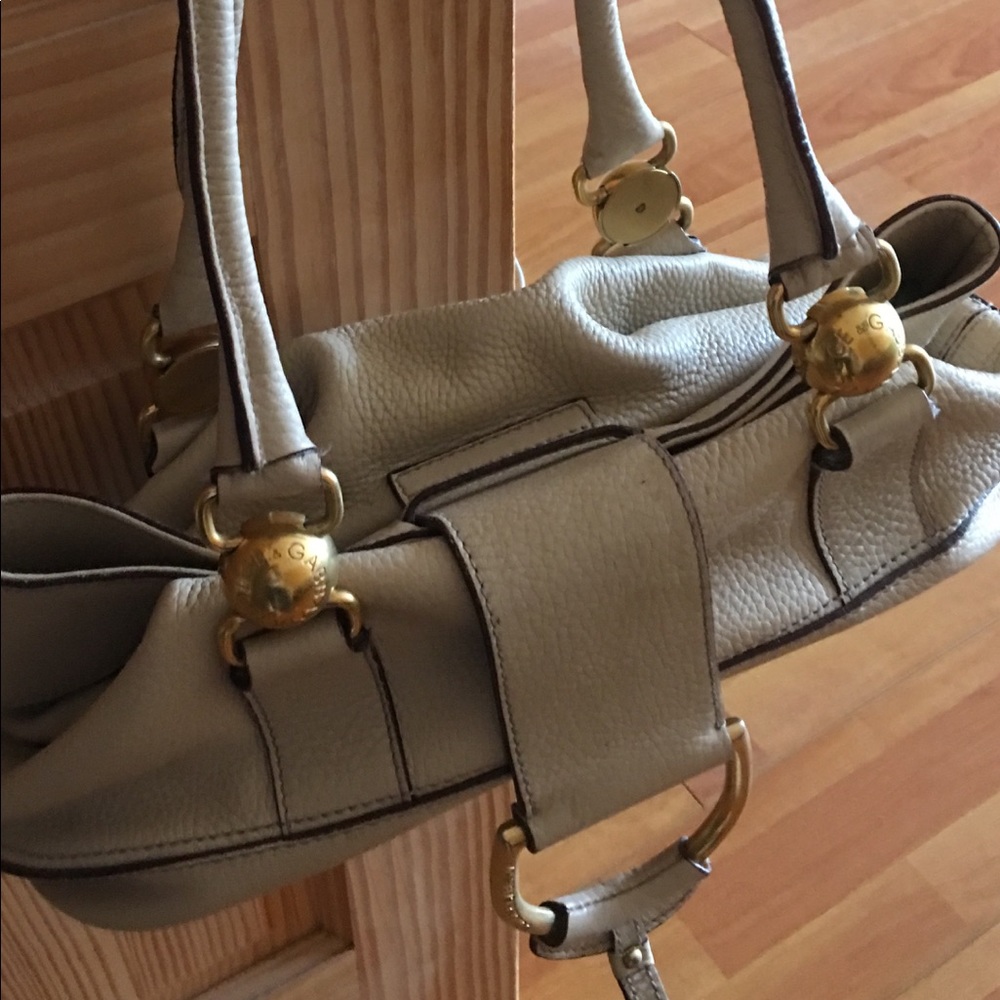 Hand bag